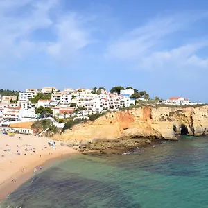 https://apartamento-nathalie-a-100m-da-praia.hotelaalgarve.com